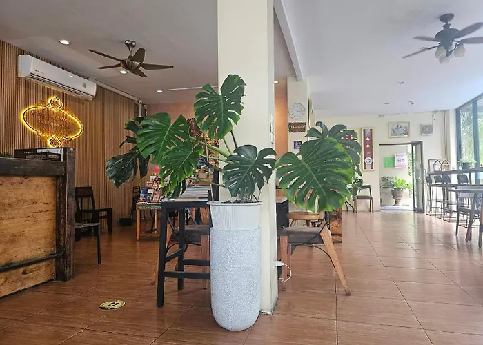 Chiang Mai Waroros Boutique Hotel