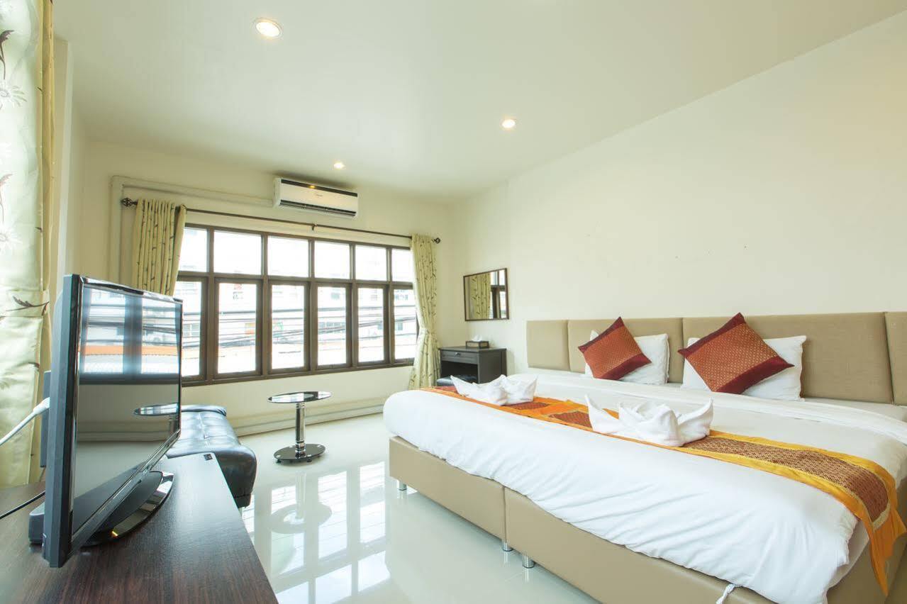 Waroros Boutique 3*
